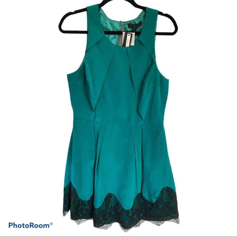 Beautiful 100% Silk Teal Aryn K Dress size L